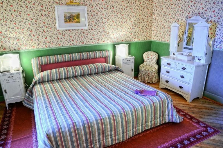 Bedroom 3, Hotel Colonne, Varese