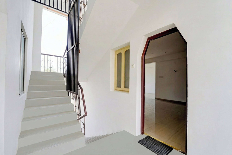 Interior 4, Super Collection O Race Course Road, Coimbatore