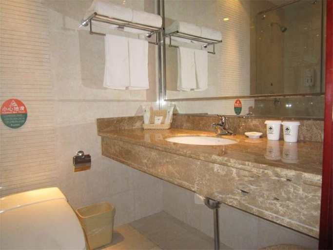 Bathroom, GreenTree Inn (Beijing Olympic Park National Tennis Center Hotel), Beijing