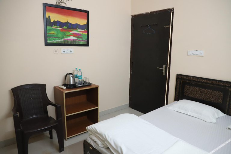 Bedroom 3, Parable Stays, Mathura
