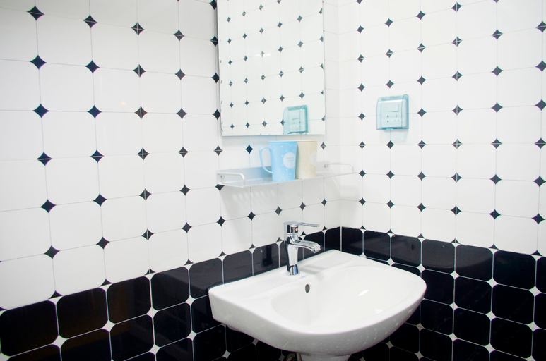 Bathroom 2, Guilin North Railway Station Mofei Youth Hostel, Guilin
