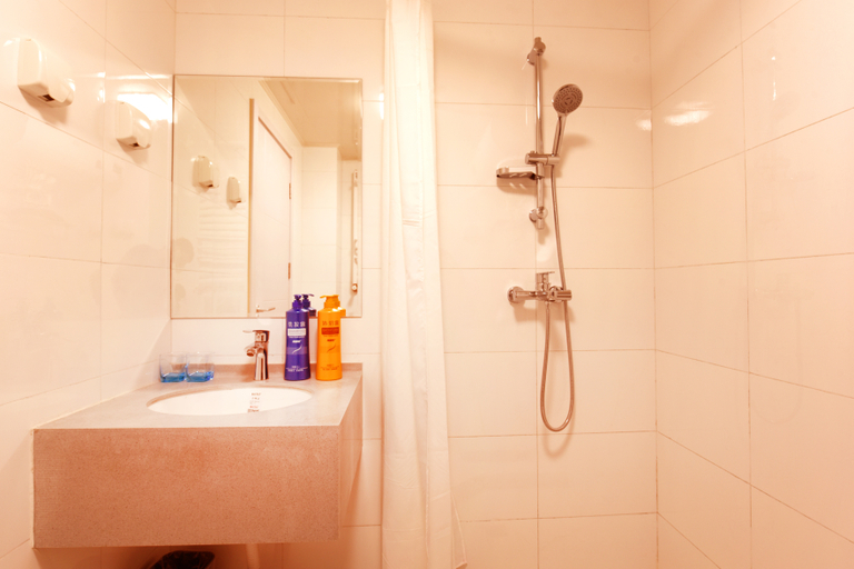 Bathroom, Hisense WE Jia Mansion Service Apartment, Jinan