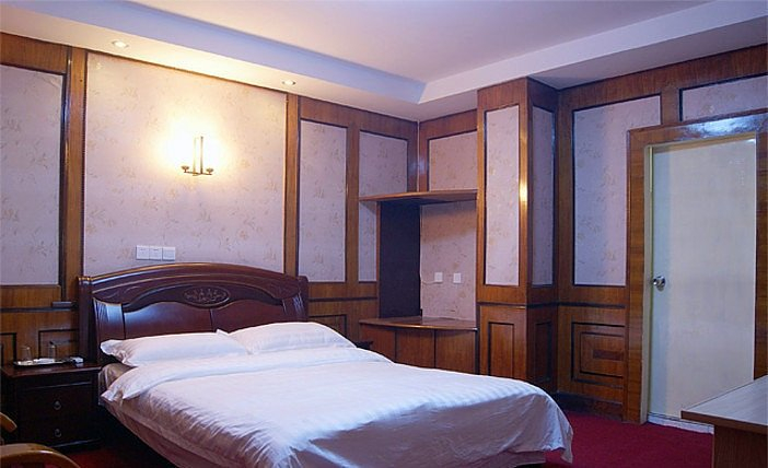 Bedroom 4, Xiongying Hostel, Shanghai