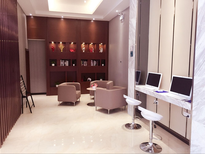 Others 3, City Comfort Innホテル(バスターミナル), Xiangfan