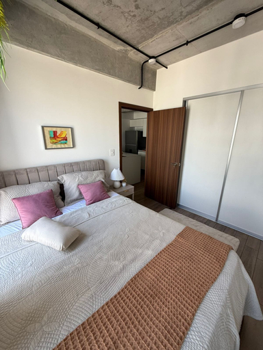 Room 1, Capihome, ZONA 5
