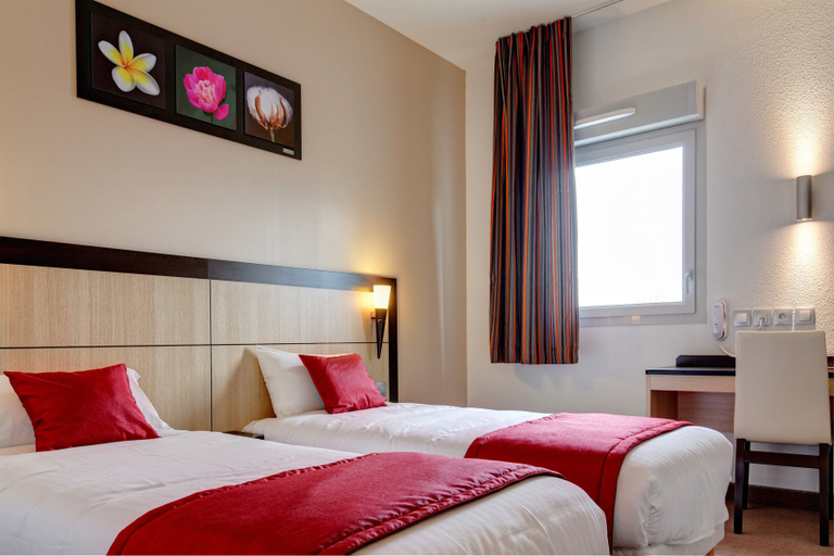 Bedroom 2, B&B HOTEL Romilly-sur-seine, Aube