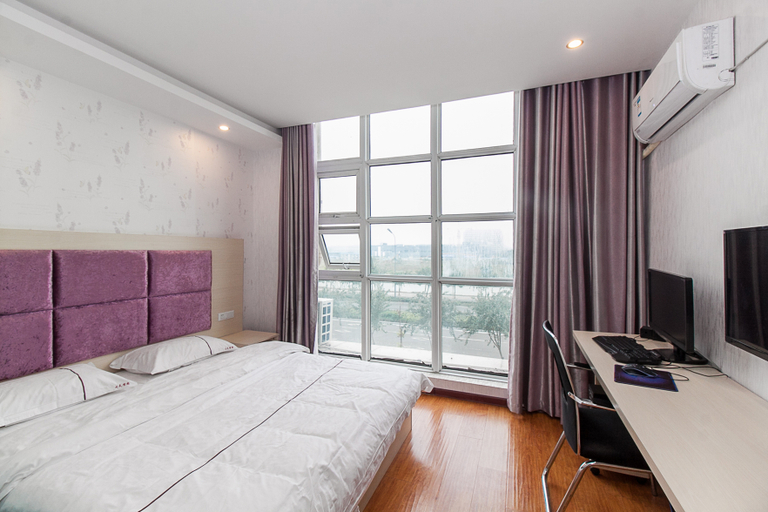 Bedroom, Qitian Xuefu Hotel (Bangbu Longhu Chuntian), Bengbu