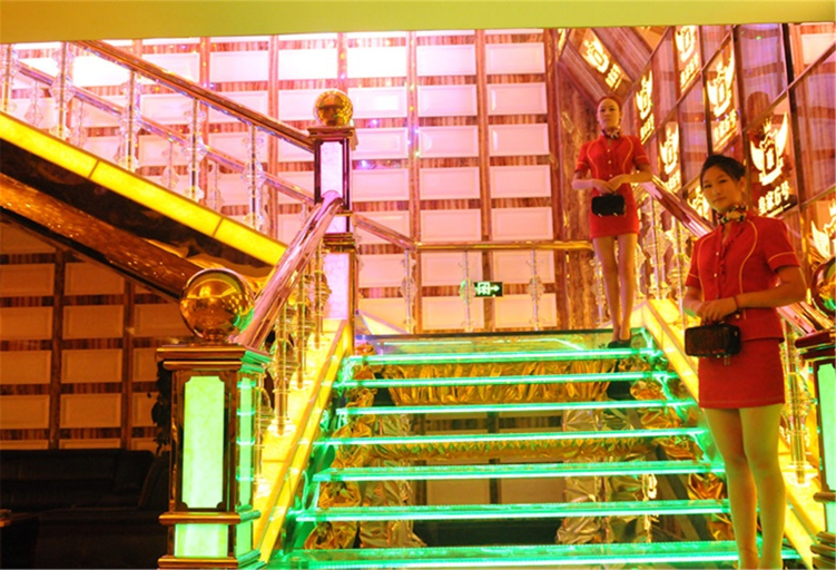 Others 3, Heavenly Lake Hotel, Changji Hui