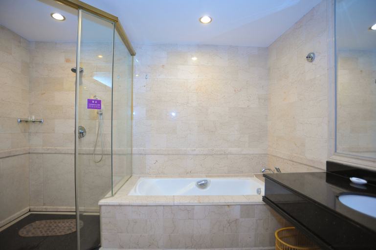 Bathroom 2, ホテル(), Dongguan