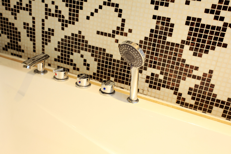 Bathroom 2, Junyue Hotel, Shihezi