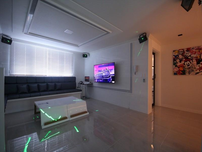 Others 4, Ga-In Hotel Songjung, Haeundae