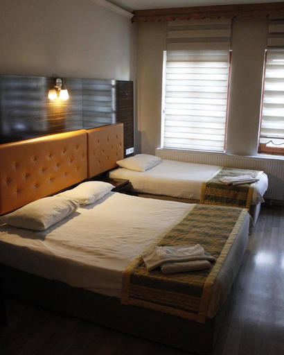Bedroom 2, Özkonak Hotel, Çankaya