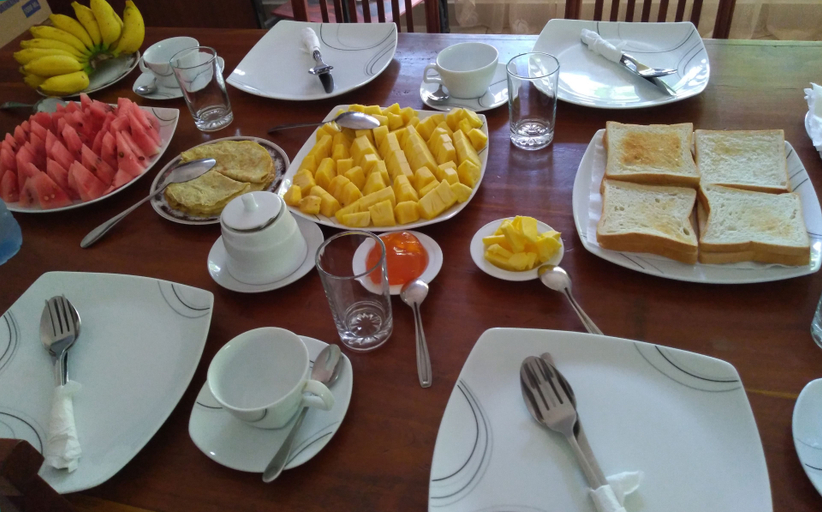 Food & Drinks 5, Nest Residence - Hostel, Tangalle