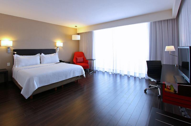 Bedroom 3, Fiesta Inn Express Monterrey Centro, Monterrey