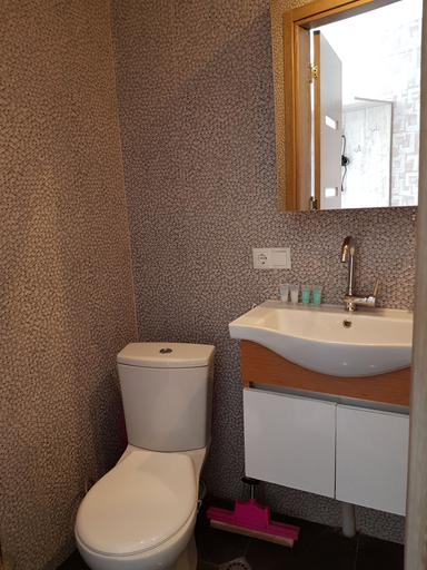 Bathroom 3, Batumi Real Lux - Sea View Apartments, Batumi