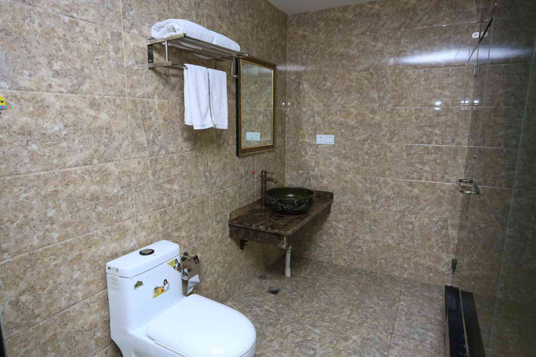 Bathroom 2, Bulunda Hotel, Chongqing