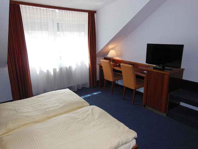 Bedroom 3, City Hotel Stuttgart, Stuttgart