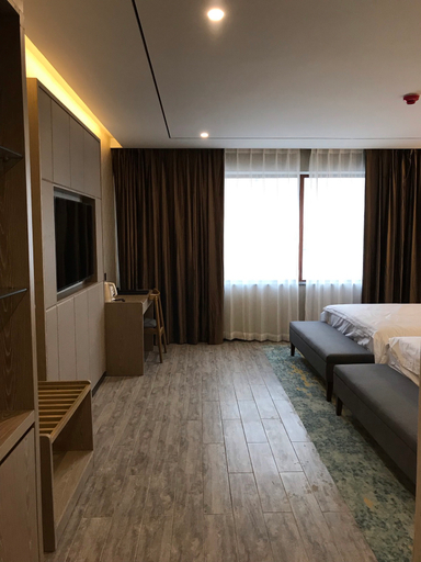 Bedroom 2, Fulong Hotel, Ngari