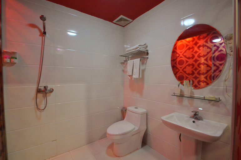 Bathroom 2, Nanjing Laisi Hotel, Nanjing