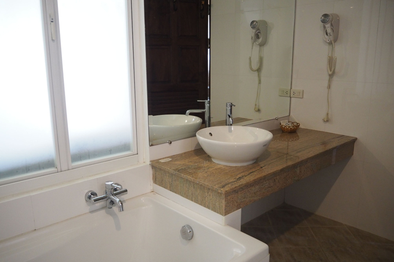 Bathroom 3, Villa Thongbura, Pattaya