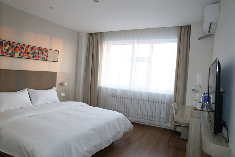 Bedroom, HanTing Hotel (Manzhouli Beihu Park), Hulunbuir