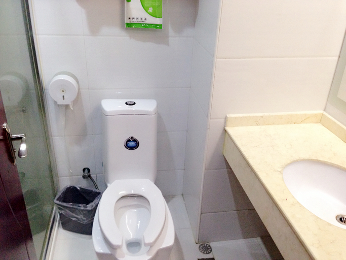 Bathroom 2, Junyuelai Hotel, Shenzhen