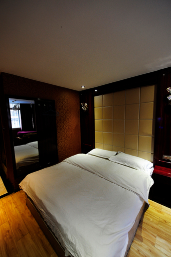 Bedroom 2, Hongqiang Hotel, Guiyang