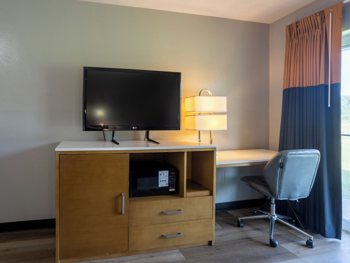 Others 5, Colonial Brick Inn & Suites, Susquehanna