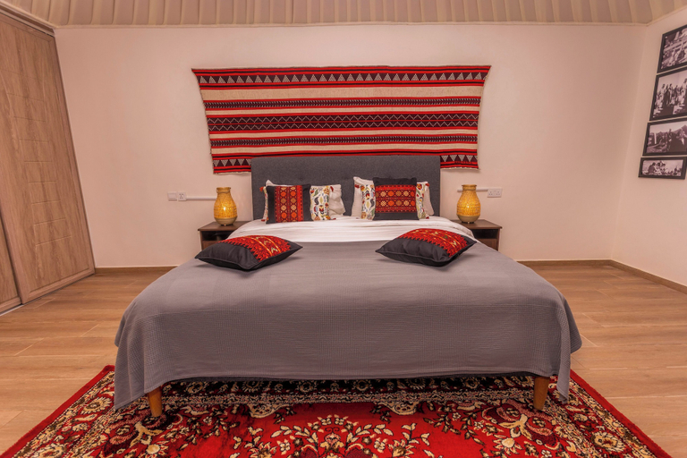 Bedroom 2, SunCity Camp, Quaira