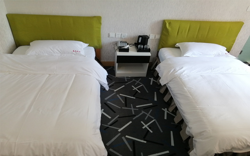 Bedroom 2, Star Moon Hotel (Shenzhen one city center store), Shenzhen