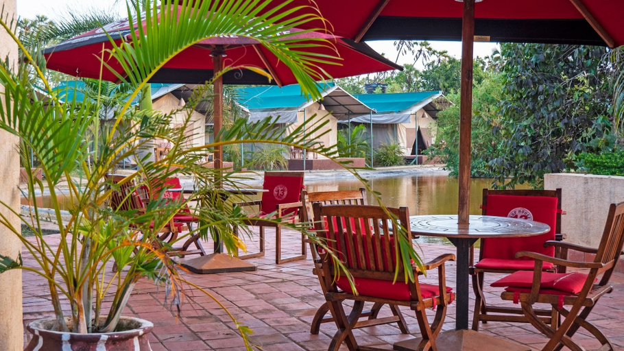 Food & Drinks 5, Borabora Luxury Tented Camp, Msambweni