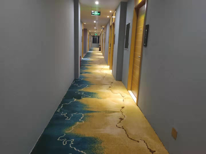 Others 4, Departure hotel (songgang MTR station store), Shenzhen