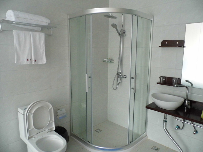 Bathroom 3, HaoYuLong SeaView Hotel, Xiamen