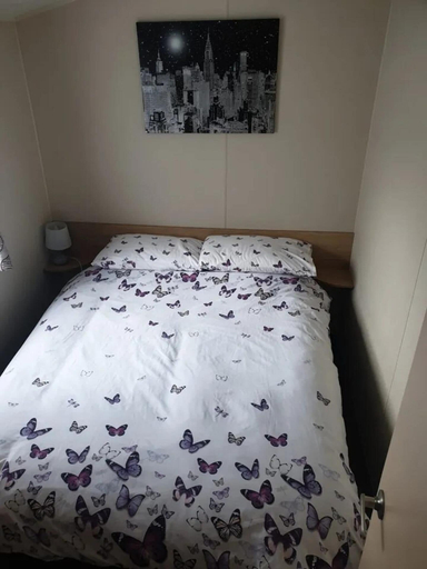 Room 2, 8 Berth Caravan at Butlins Skegness, Lincolnshire