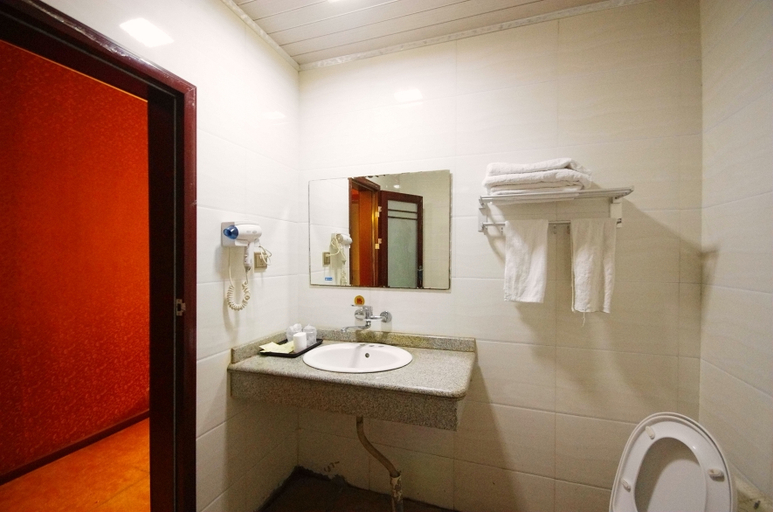 Bathroom 2, Mianyang Santai Inn, Mianyang