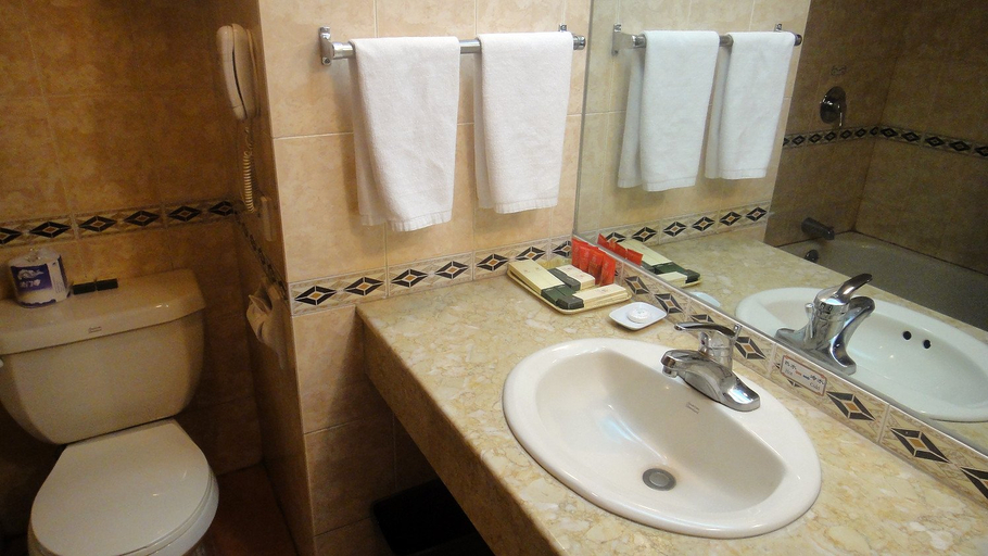 Bathroom 3, Shan Bala Hotel, Lhasa