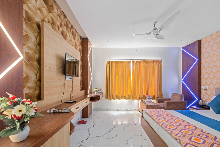 Bedroom 2, RBS Hotel & Restaurant 2 mint from Ram Janam Bhumi, Faizabad