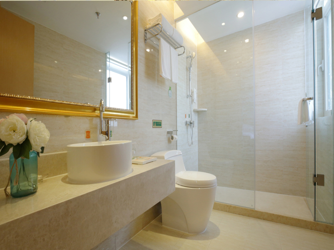 Bathroom, Vienna Hotel Shandong Linzi Railway Station, Zibo