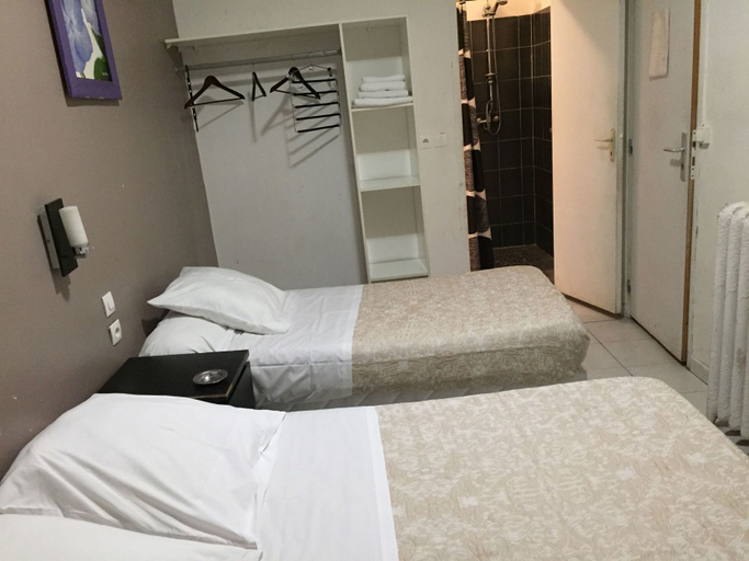 Bedroom 4, Hotel Manon, Bouches-du-Rhône