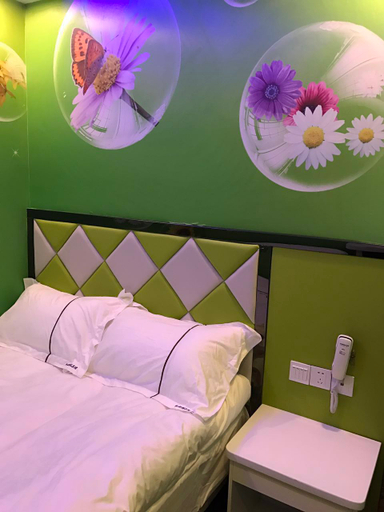 Bedroom, He Yun Hostel, Shanghai