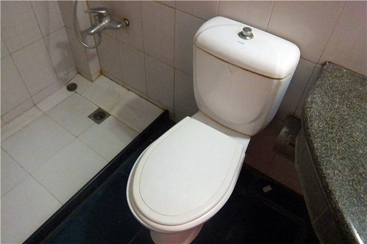 Bathroom, Zhuji Baolong Hotel, Shaoxing