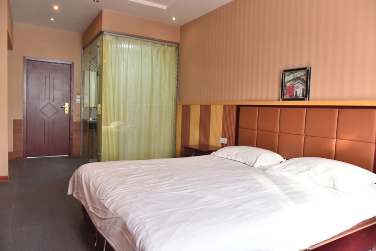 Bedroom 2, Ch Hotel, Jiaozuo