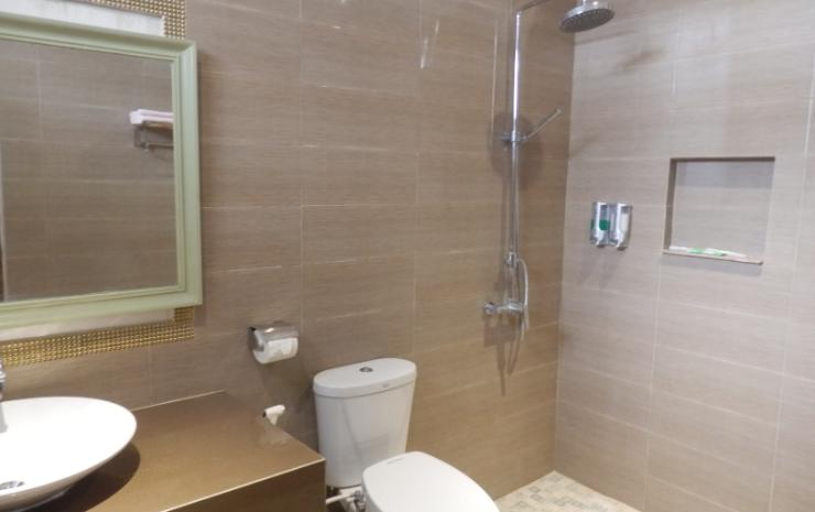 Bathroom 4, Mahadria Hotel Syariah, Serang