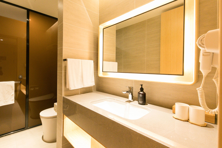 Bathroom 4, JI Hotel (Jiaxing Nanhu), Jiaxing