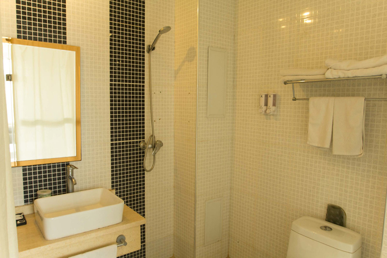 Bathroom 2, Tangshanshicaofeidianqujiuzhoufandian, Tangshan