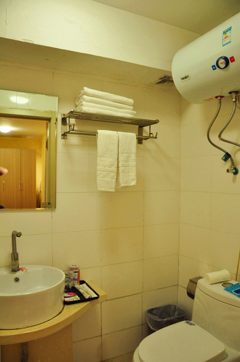 Bathroom 3, Xin'Gang Business Hotel, Dandong