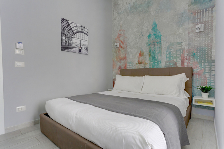 Bedroom 4, Voyager House, Roma