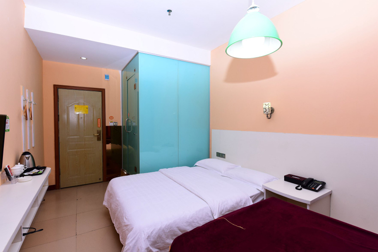 Bedroom 2, Chenjia Express Hotel, Shenzhen