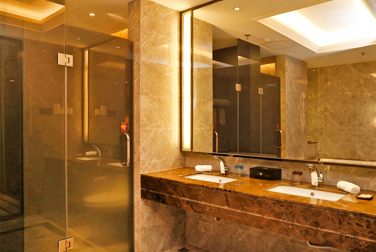 Bathroom 3, City Hotel, Shenzhen