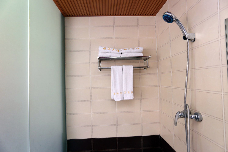 Bathroom, Kupai Fashion Hotel, Changchun
